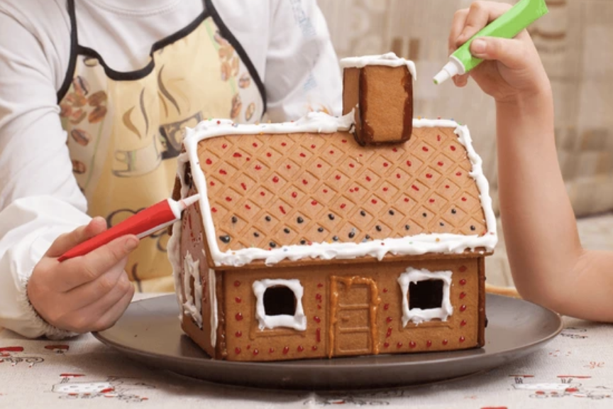 ch gingerbread3.png