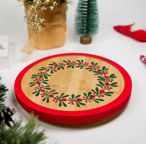 holiday turntable.jpg