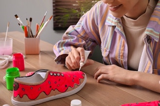 NYC: DIY Sneaker Painting (Materials Included)