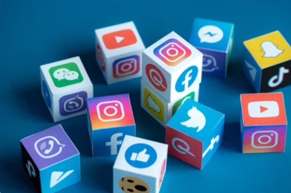 socialmedia2.jpg