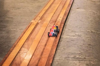 NYC: Pinewood Derby - Car Racing for Everyone!