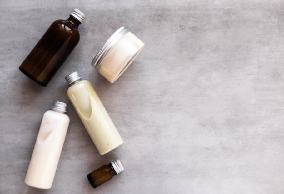 Haircare: Natural Shampoos and Conditioners