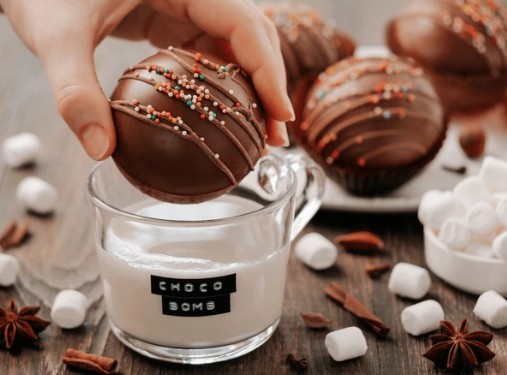 NYC: Holiday Cocoa Bombs