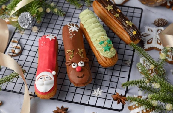 NYC: Holiday Eclairs