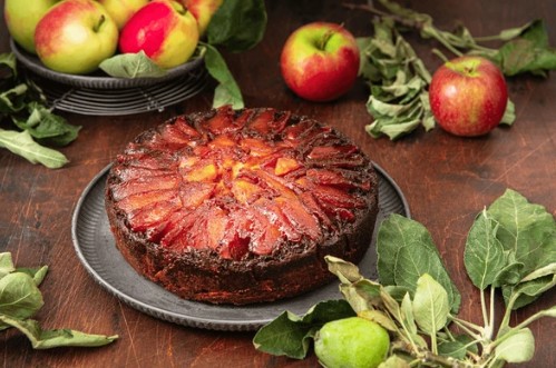 Caramel Apple Cake.jpg