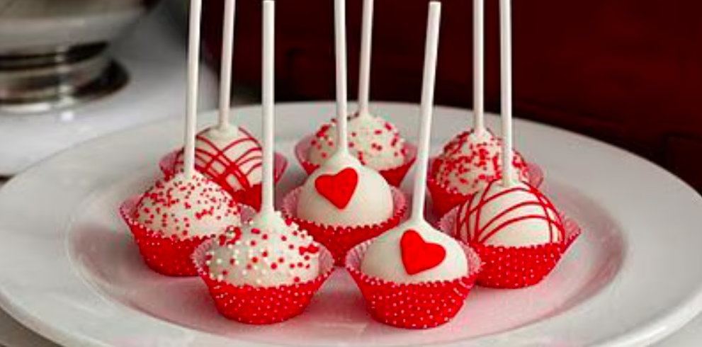 Valentine’s Cake Pops