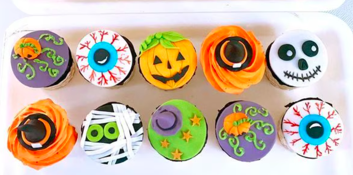 Family Cupcake Halloween Decorating