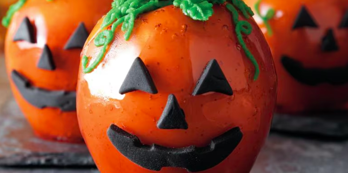 Halloween Caramel Apples