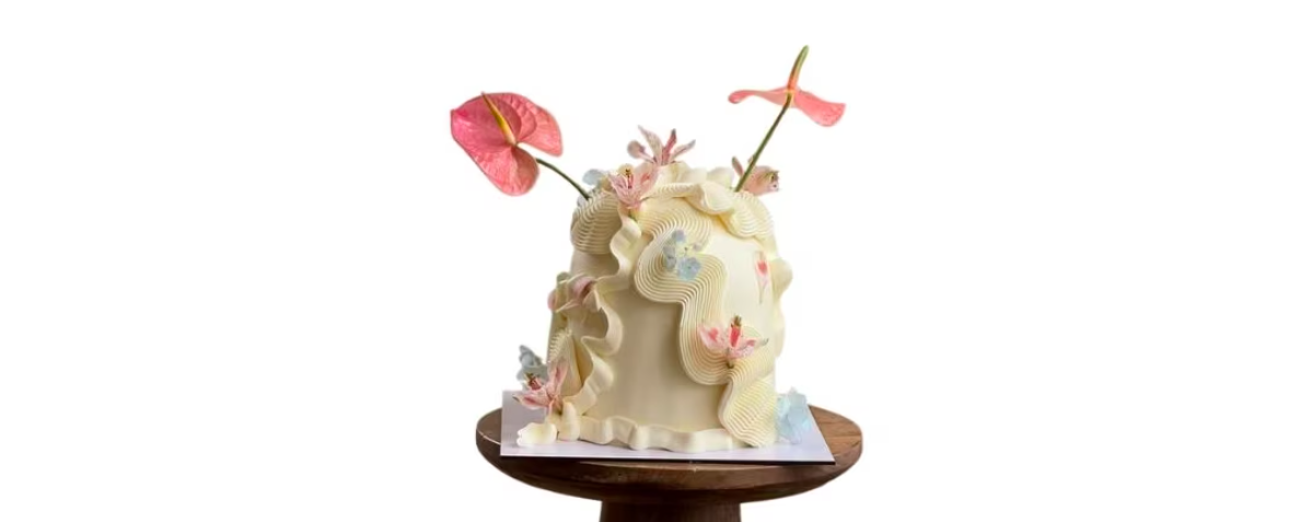 Cake Trends 1: Dome Floral Cakes with Swiss Buttercream