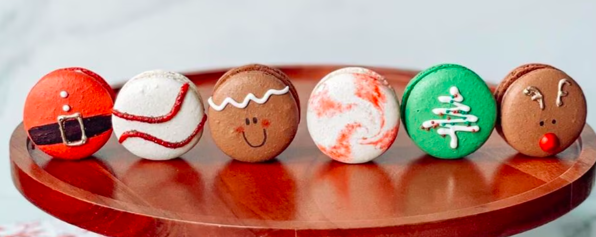 Christmas Holiday Macarons