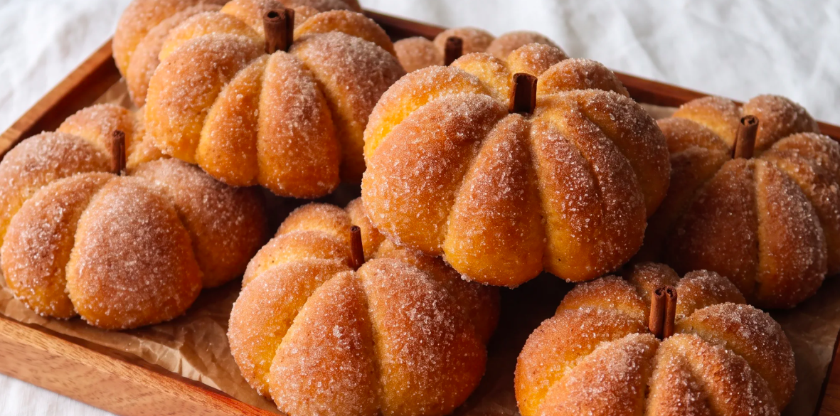 Cinnamon Sugar Pumpkin Buns