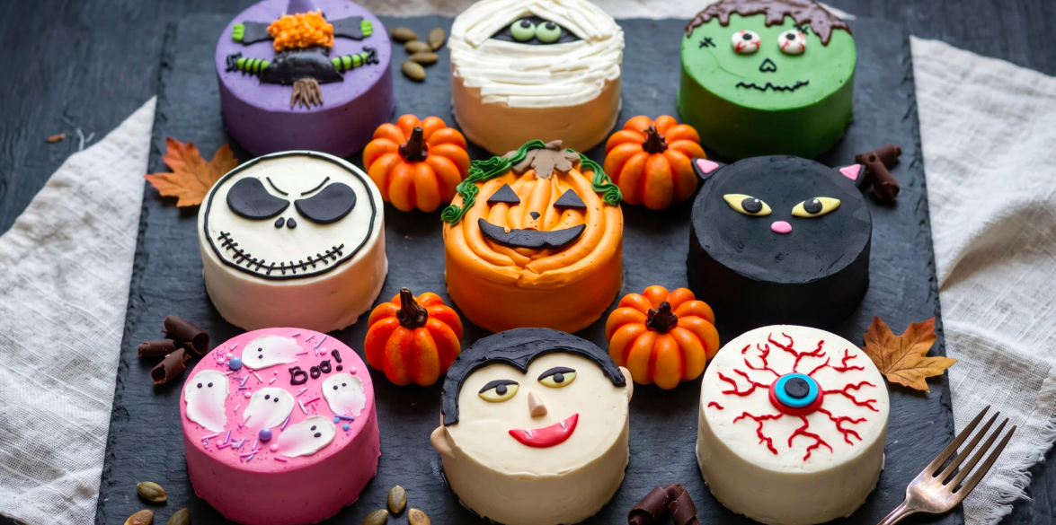 Halloween Bento Cake Decorating