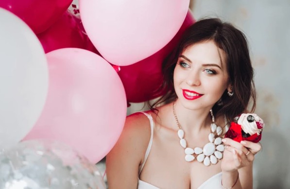 bridal shower cupcake3.jpg