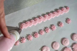 Buttercream Essentials: Piping Principles