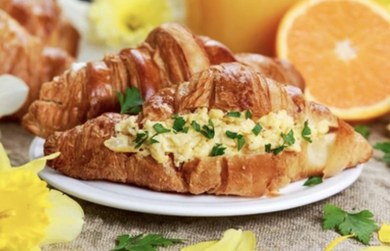 croissant02.jpeg