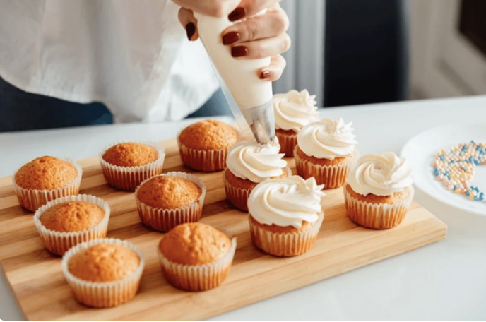cupcake baking2.png