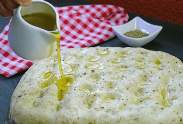 focaccia 3.jpg