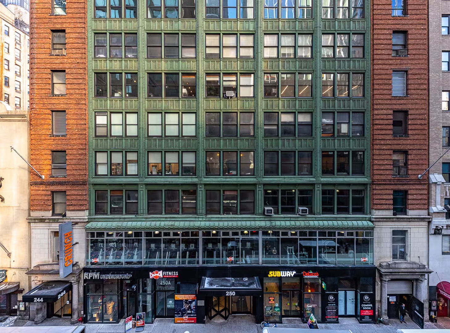 The New York Performing Arts Academy: Read Reviews & Book Classes