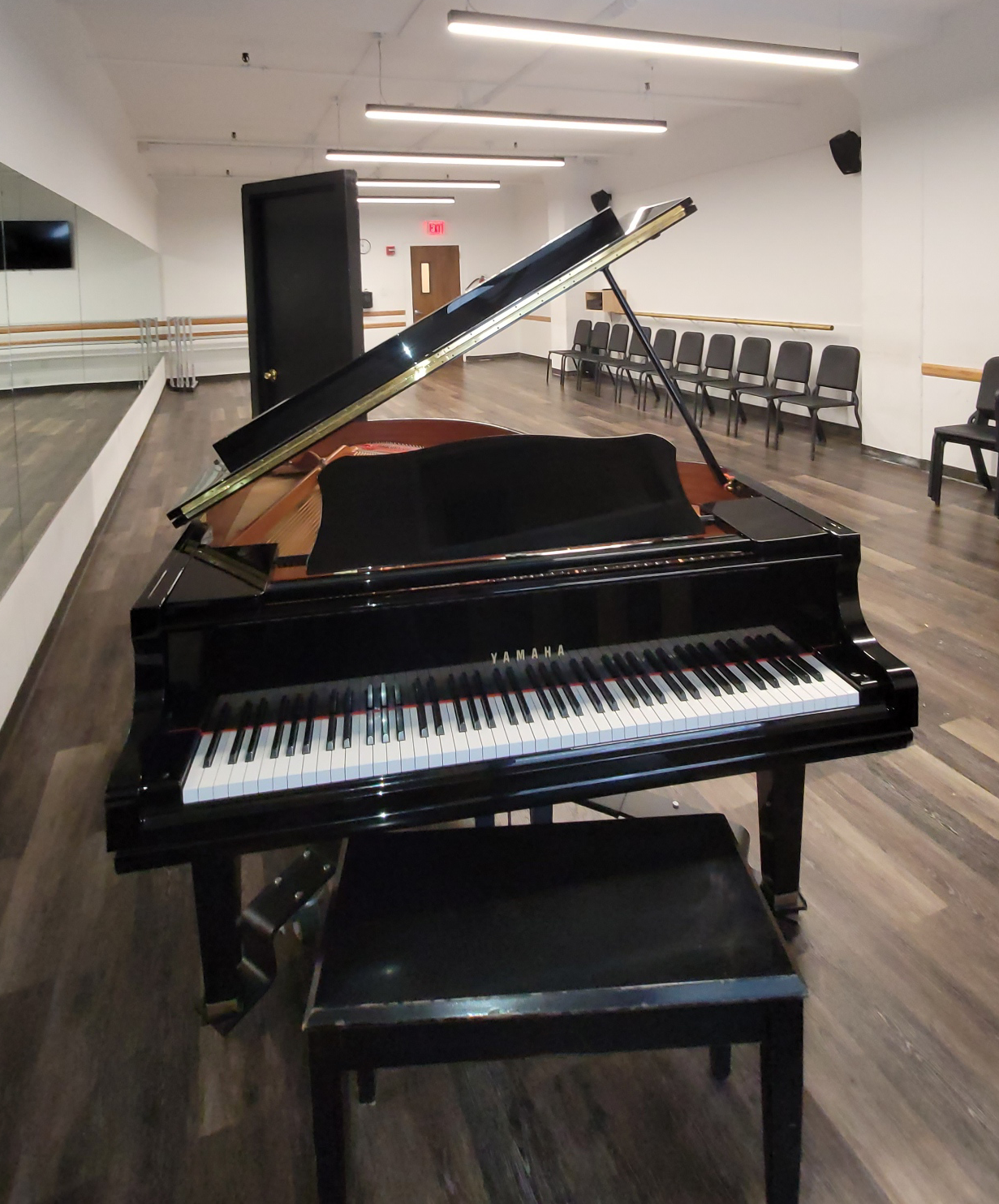 The New York Performing Arts Academy: Read Reviews & Book Classes