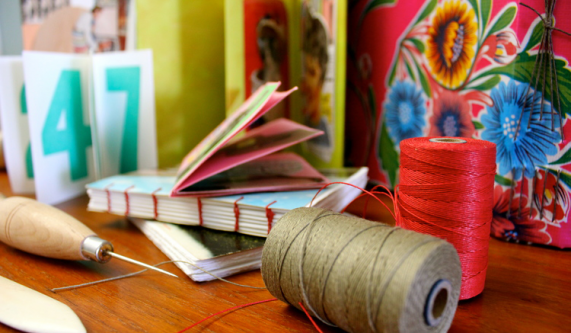 Intro to Bookbinding [Class in Los Angeles] Makers Mess CourseHorse