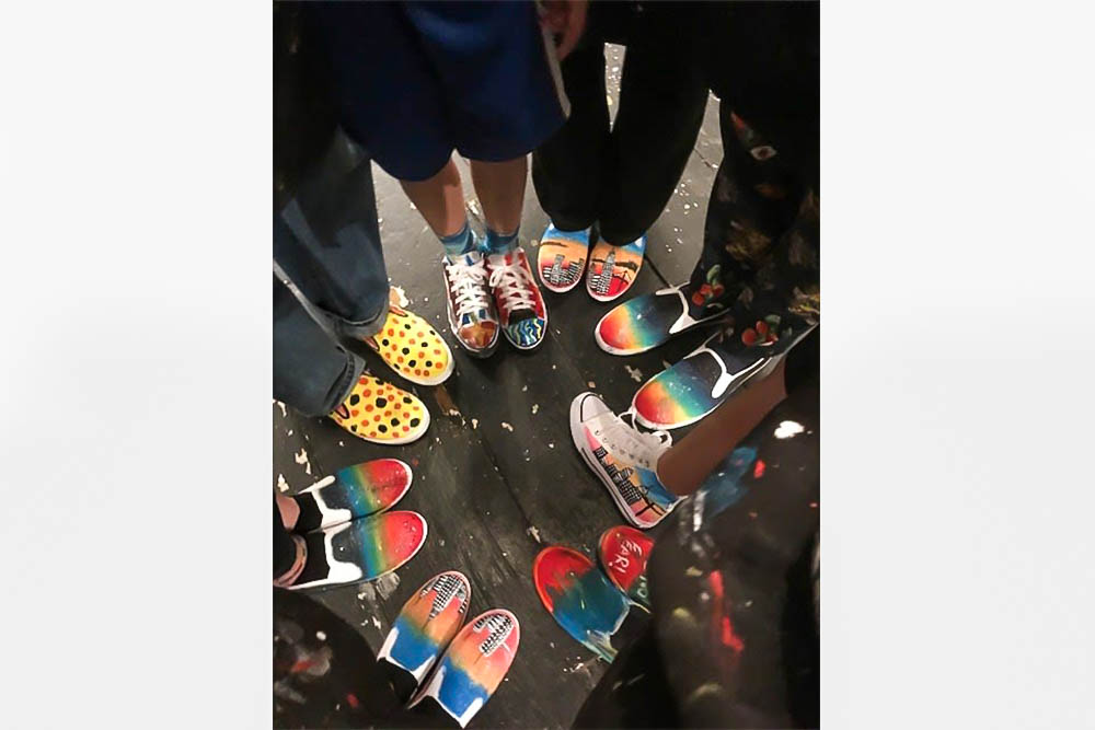 [Digital DIY] Sneaker Painting