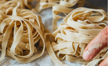 Classic Handmade Pasta With Vodka Sauce1.pngimgE