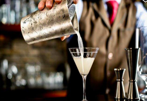 Classic and Creative Cocktails