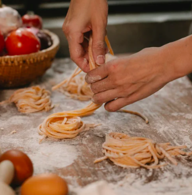 Classic Handmade Pasta & Pomodoro Sauce