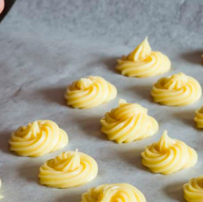 Intro to French Pastry with the Winner of Hulu's Cookie, Cupcake, Cake