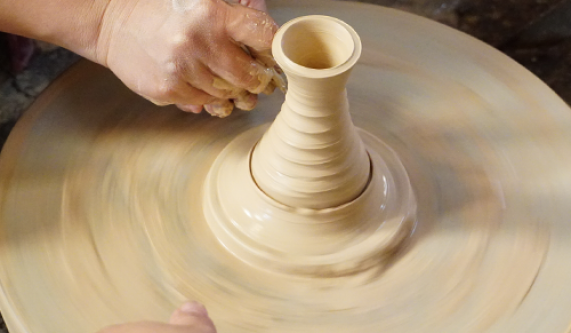 Summer 6-Week Pottery Wheel Throwing