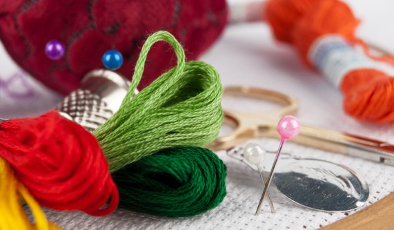 Absolute Beginning Needlepoint [Class in NYC] The Yarn Company CourseHorse