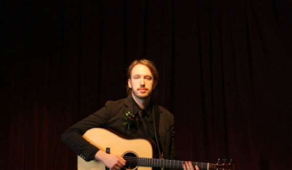 Arranging Songs for Solo Guitar