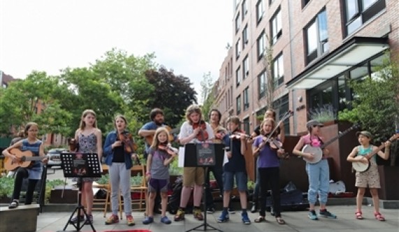 Jalopy Jr. Ukulele Club (Ages 5-9)