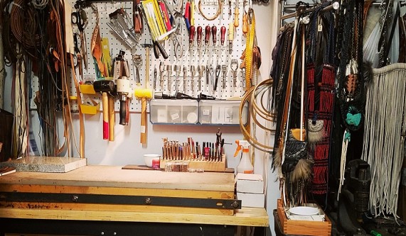 Leather & Stones Jewelry Workshop