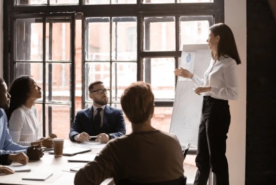 Leading Strategic Change Course