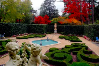 Hillwood Museum and Gardens in the Fall