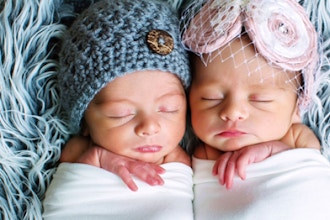 Expecting Twins: For Couple @Westchester