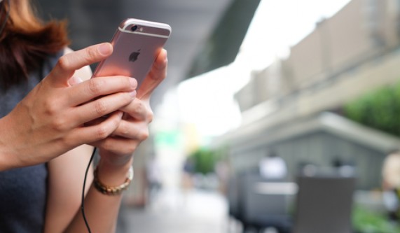 25 Incredibly Useful Tools for Your iPhone