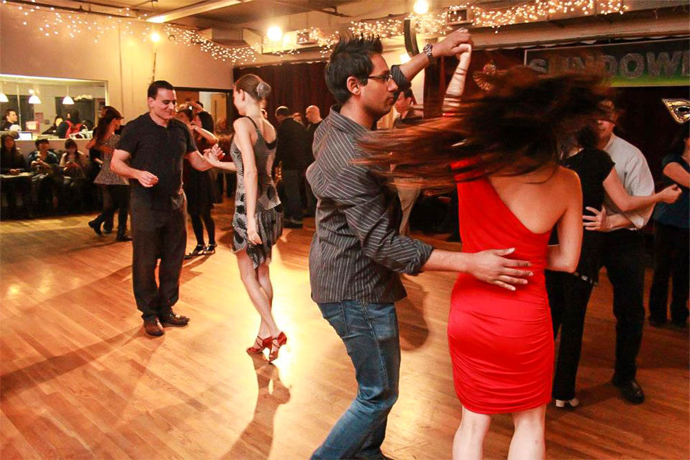 Beginner Salsa - Level 1 & 2