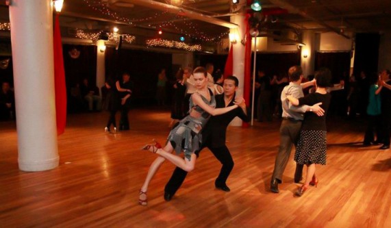 Argentine Tango - Technique for Leaders and Followers