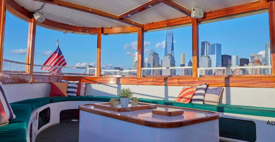 Statue & Skyline Cruise Aboard Kingston