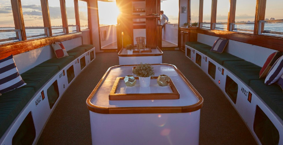 Statue & Skyline Cruise Aboard Kingston