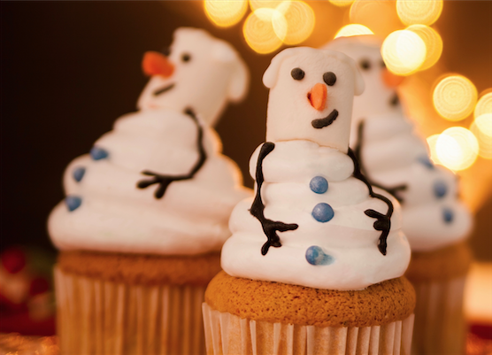 Favorite Snowman Cupcakes (Ages 2-8 with Caregiver)