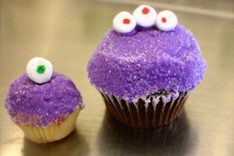 Halloween Spooky Cupcake (Ages 2-8 w/ Caregiver)