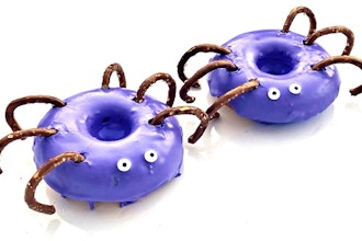 Halloween Spider Donuts (Ages 2-8 w/ Caregiver)