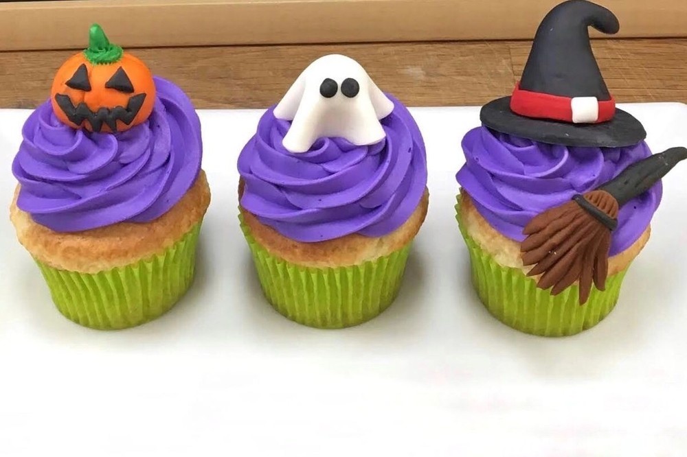 Halloween Cupcake Party (Ages 6+)