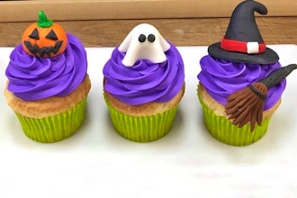 Halloween Cupcake Party (Ages 6+)