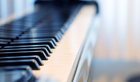 Beginner Piano (Ages 9-10)