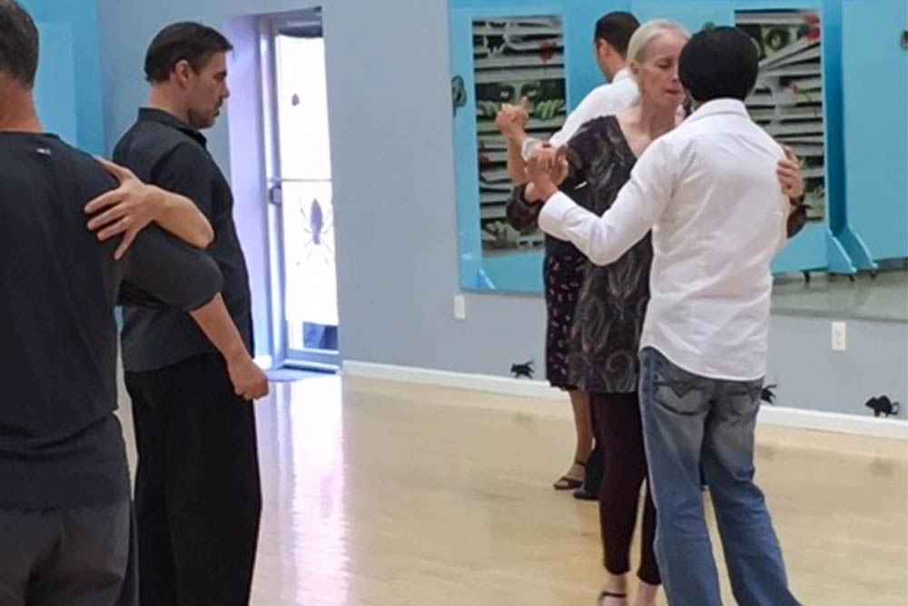 Lead & Follow Tango Techniques