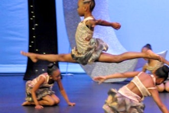 Saturday Recreational Class: Intro to Acro (Ages 4-6)
